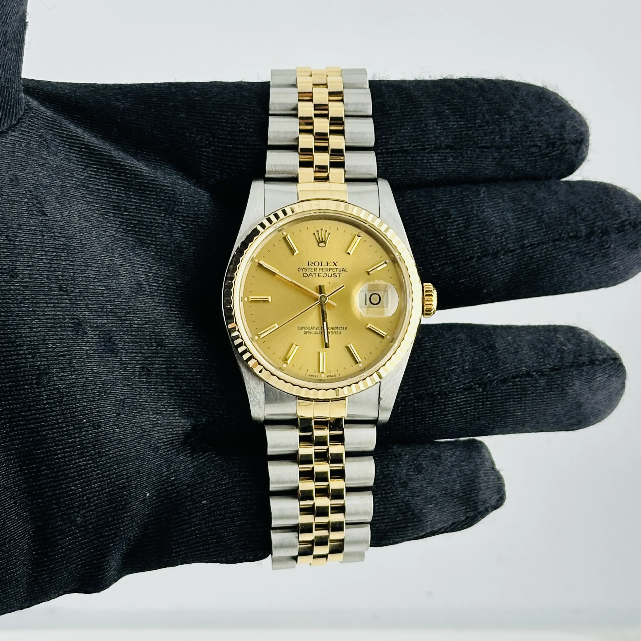 Rolex Datejust Champagne Stick Dial on D-Link Jubilee Ref 16233 1 Rolex Datejust Champagne Stick Dial on D-Link Jubilee Ref 16233 - Image 1