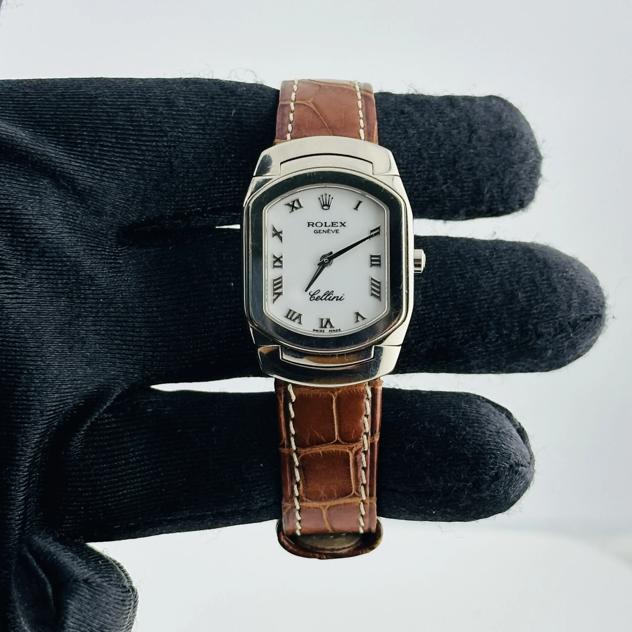 Rolex Cellini White Roman Dial on Leather Ref 6631/9 1 Rolex Cellini White Roman Dial on Leather Ref 6631/9 - Image 1