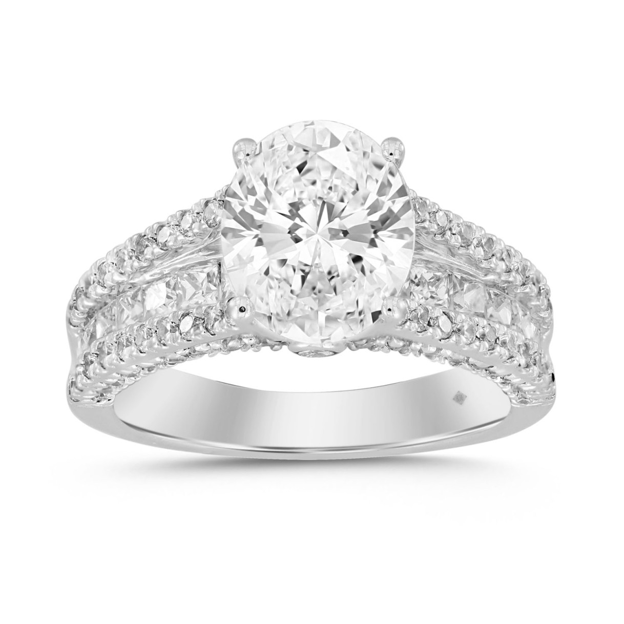 LADIES RING 3 1/2CT ROUND/PRINCESS/OVAL DIAMOND 14K WHITE GOLD (CENTER STONE OVAL DIAMOND 2CT ) 1 LADIES RING 3 1/2CT ROUND/PRINCESS/OVAL DIAMOND 14K WHITE GOLD (CENTER STONE OVAL DIAMOND 2CT ) - Image 1
