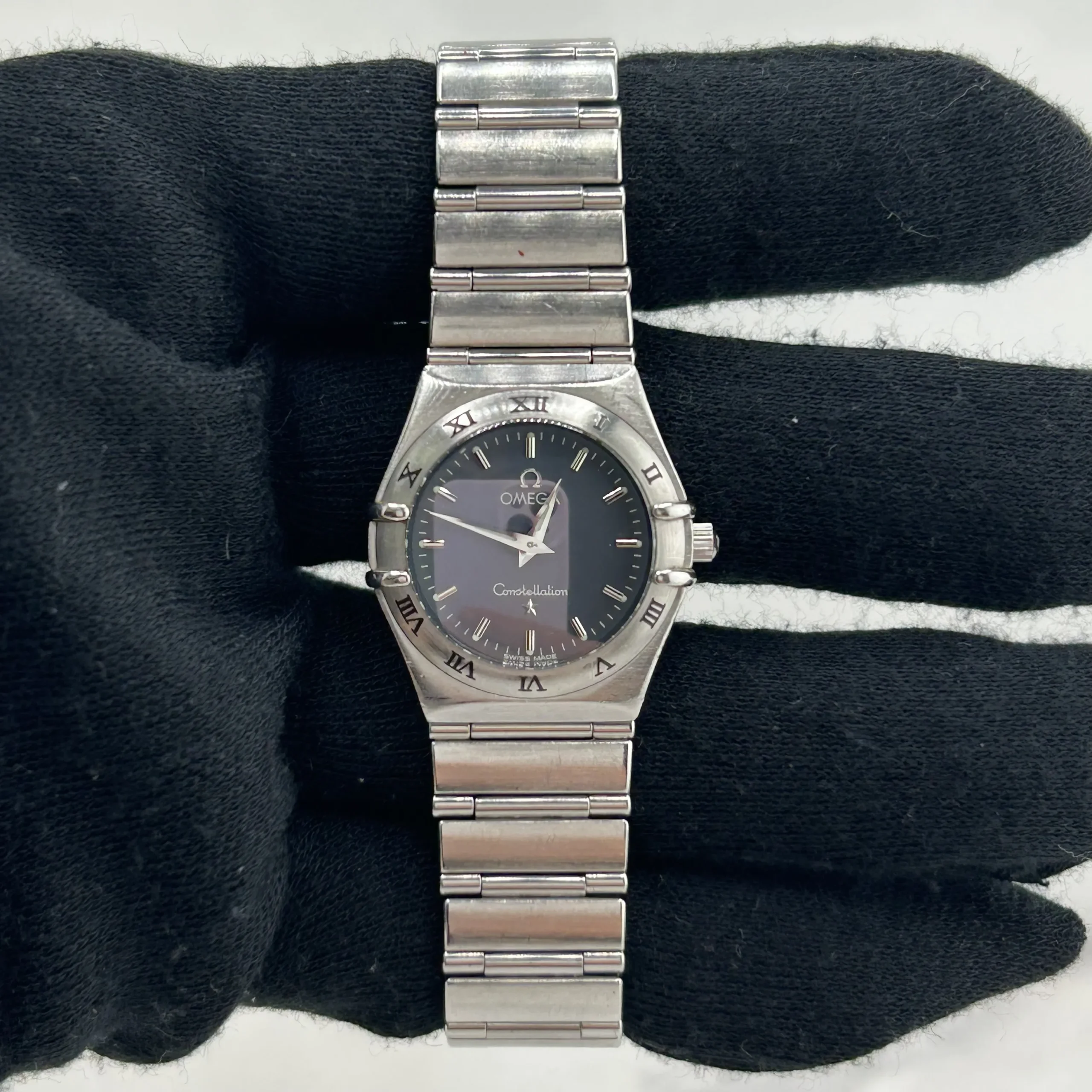 Omega Constellation Gray Dial on Ref 1572.40 with Card 2001 1 Omega Constellation Gray Dial on Ref 1572.40 with Card 2001 - Image 1