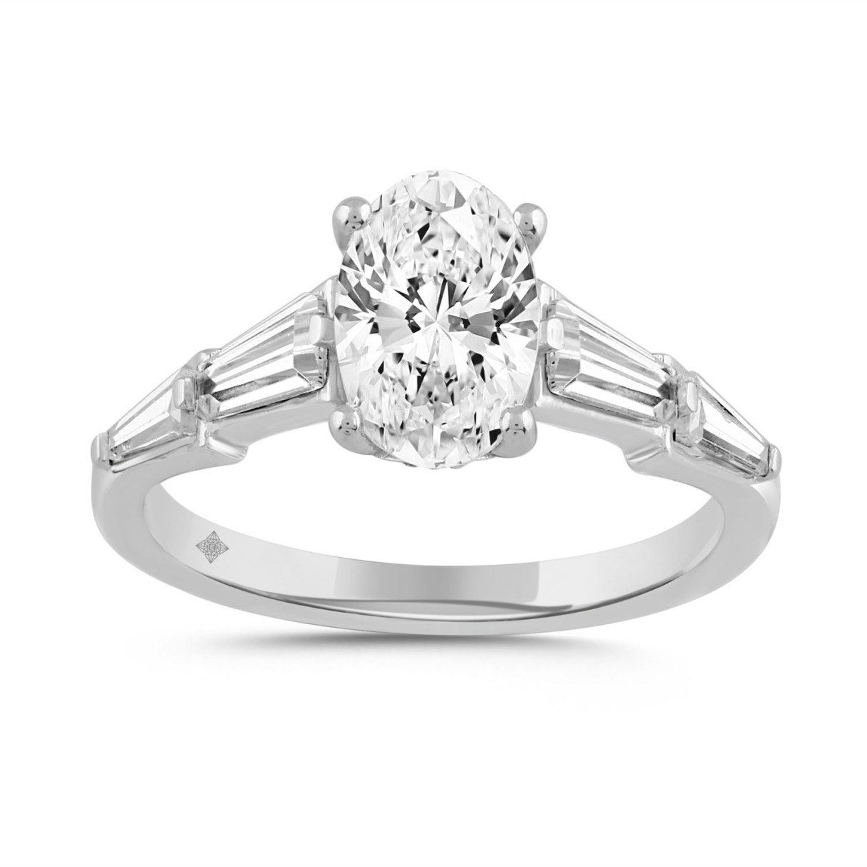 LADIES RING 3CT ROUND/OVAL/BAGUETTE DIAMOND 14K WHITE GOLD (CENTER STONE OVAL DIAMOND 2CT ) 1 LADIES RING 3CT ROUND/OVAL/BAGUETTE DIAMOND 14K WHITE GOLD (CENTER STONE OVAL DIAMOND 2CT ) - Image 1