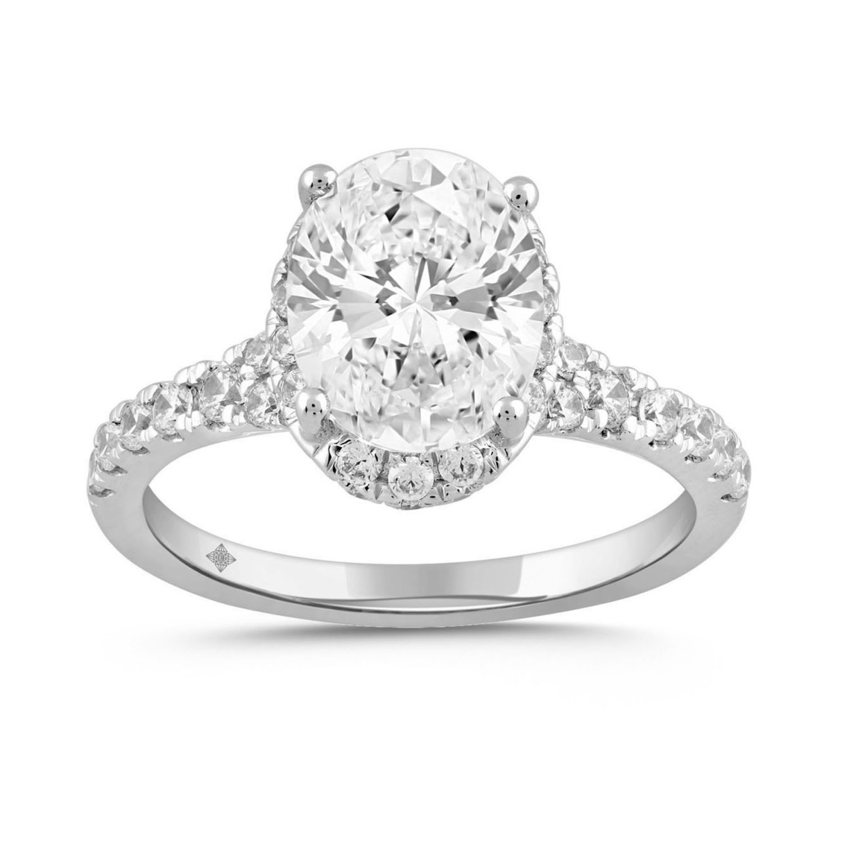 LADIES RING 2 3/4CT ROUND/OVAL DIAMOND 14K WHITE GOLD (CENTER STONE OVAL DIAMOND 2CT ) 1 LADIES RING 2 3/4CT ROUND/OVAL DIAMOND 14K WHITE GOLD (CENTER STONE OVAL DIAMOND 2CT ) - Image 1